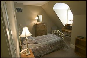 bed 1